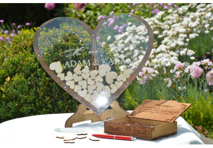 Drewniana Księga Gości Weselnych w Kształcie Serca 3D/100 serc