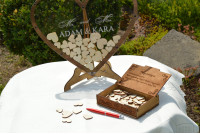 Drewniana Księga Gości Weselnych w Kształcie Serca 3D/100 serc