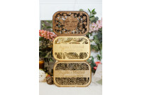 Drewniana skrzynka na koperty.