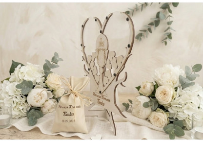 Drewniana Księga Gości I Komunia  w Kształcie Serca 3D/40 serc