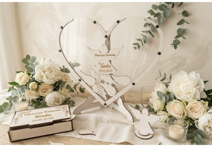 Drewniana Księga Gości I Komunia  w Kształcie Serca 3D/35 skrzydełka