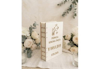 Pierwsza Komunia ,Drewniana Księga, Ksiega Okolicznościowa