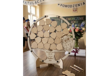 Personalizowana Księga Pamiątkowa 3D na Zakończenie Roku „Drzewo Wdzięczności” – 20 tarcz
