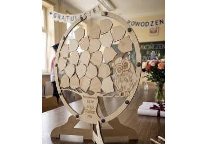 Personalizowana Księga Pamiątkowa 3D na Zakończenie Roku „Drzewo Wdzięczności” – 20 tarcz