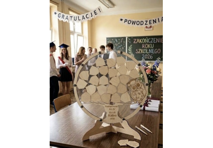 Personalizowana Księga Pamiątkowa 3D na Zakończenie Roku „Drzewo Wdzięczności” – 20 tarcz