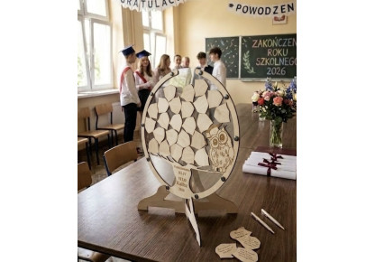 Personalizowana Księga Pamiątkowa 3D na Zakończenie Roku „Drzewo Wdzięczności” – 20 tarcz